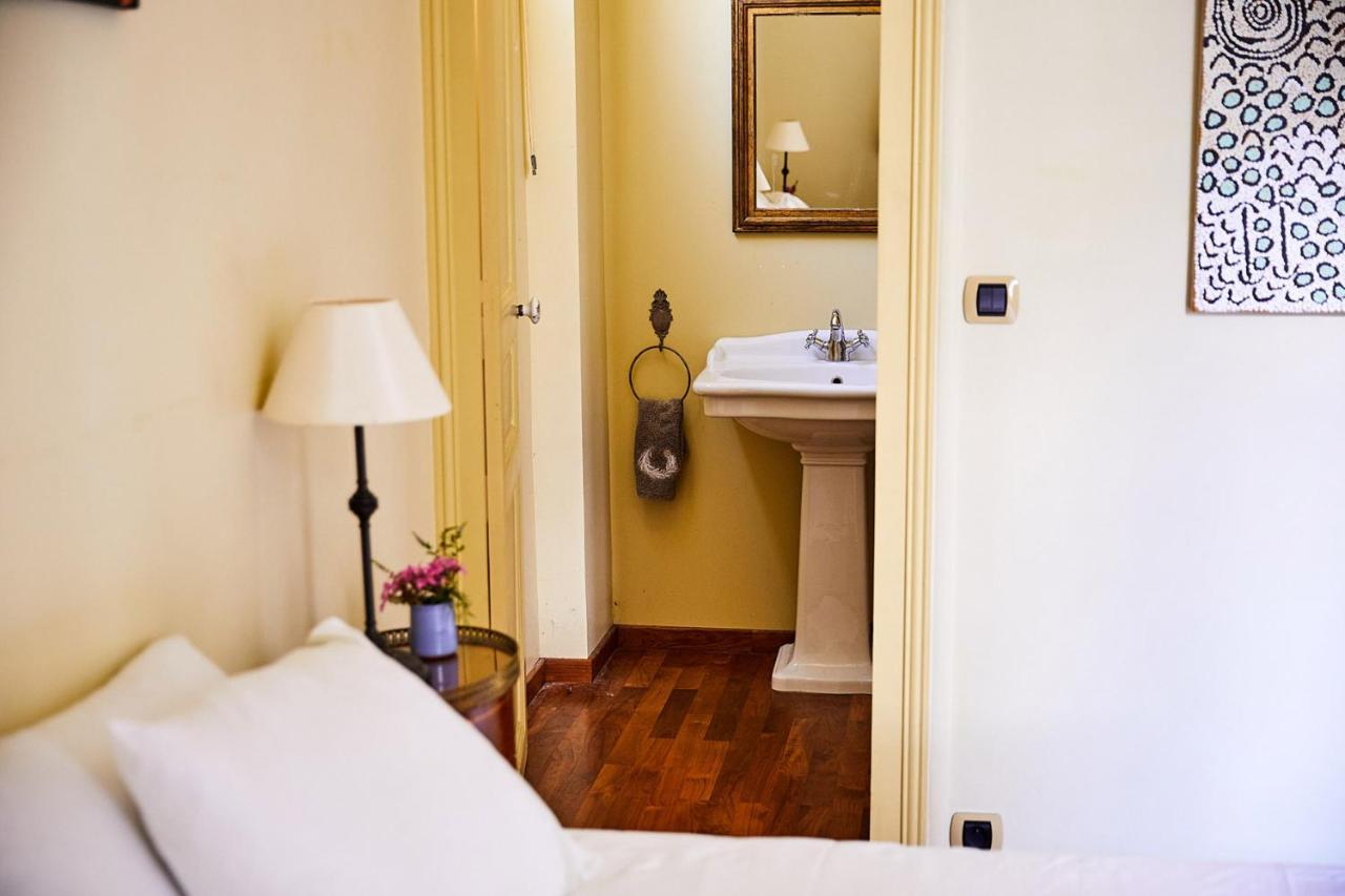La Jagee Bed & Breakfast Cheille Bagian luar foto