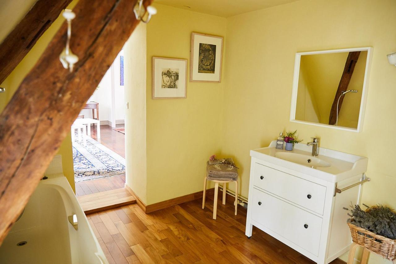 La Jagee Bed & Breakfast Cheille Bagian luar foto